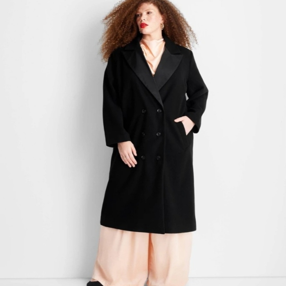 Women's Notched Lapel Double-Breasted Coat - Future Collective Black XXL